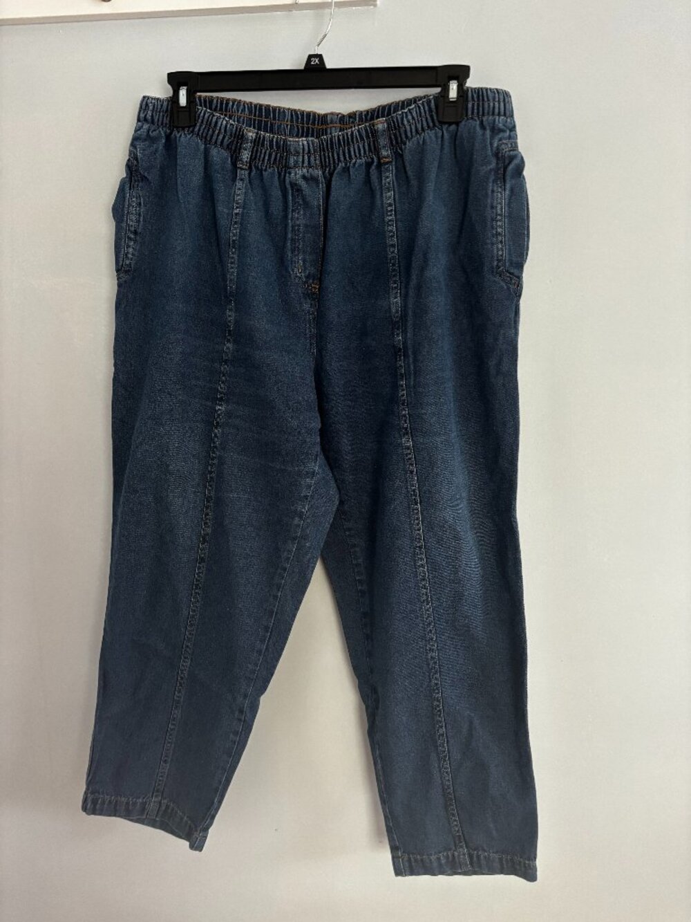 Comfy women's pull on jeans size 22W